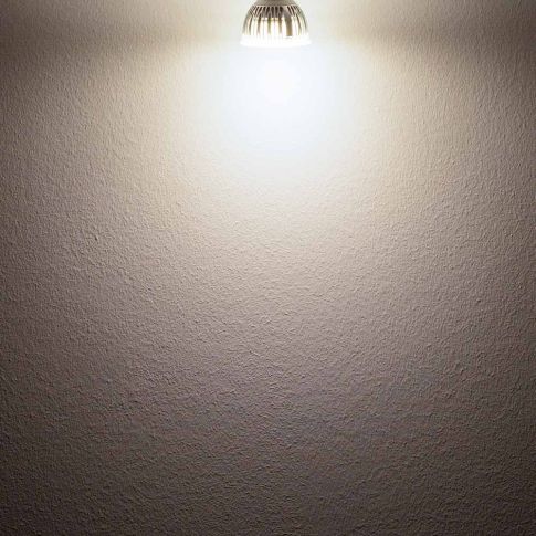 GU10 LED Strahler Von ISOLED – 6W, Warmweiß (4000K), Dimmbar, Mit Opalem Glasdiffusor